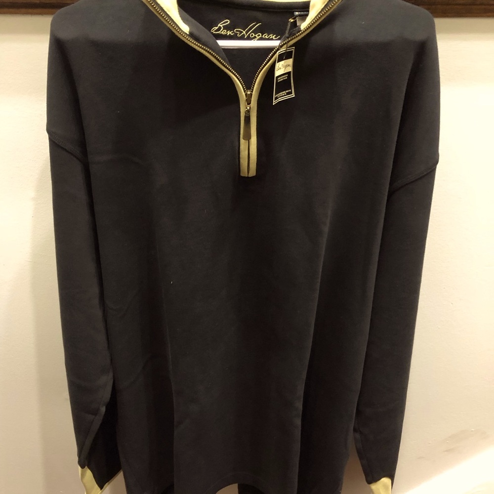 Ben Hogan Men’s black sweatshirt with lime green trim